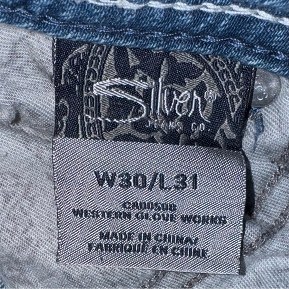 Silver Women's SUKI High30X 31 Low Rise Baby Bootcut Faded Blue Jeans - Picture 4 of 9